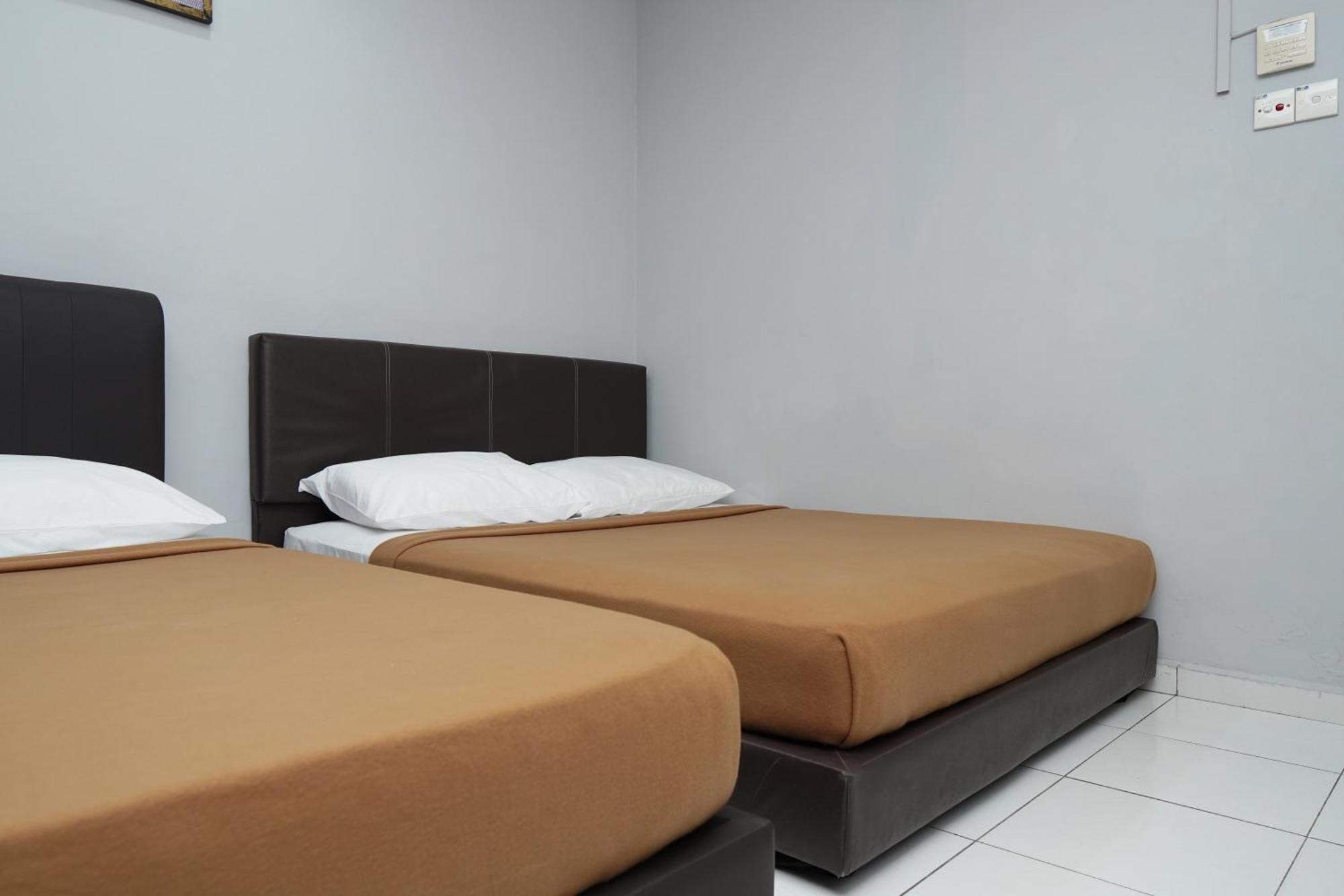 Hotel Sixty Nine Johor Bahru Eksteriør bilde